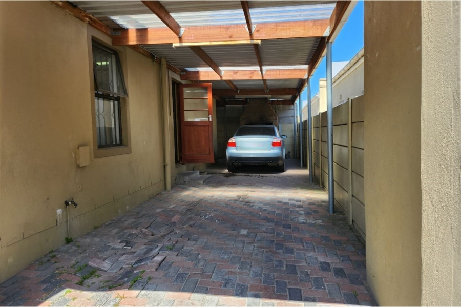 3 Bedroom Property for Sale in Bardale Village Western Cape